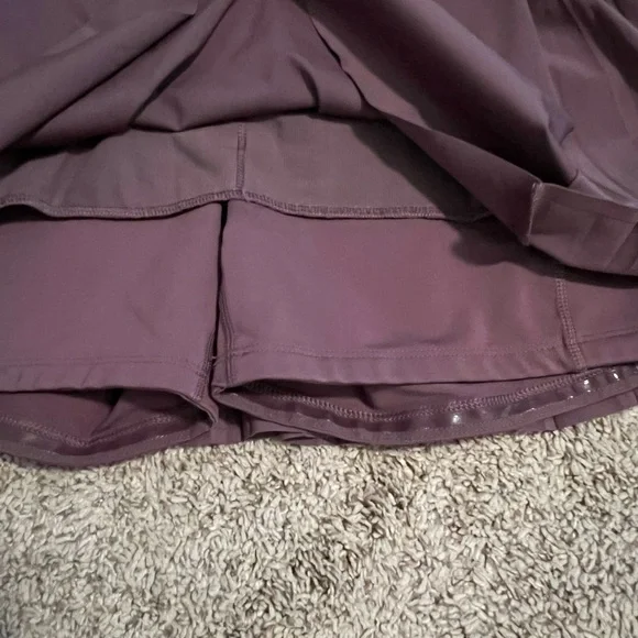 Athleta pleaded skirt size small - Picture 5 of 6